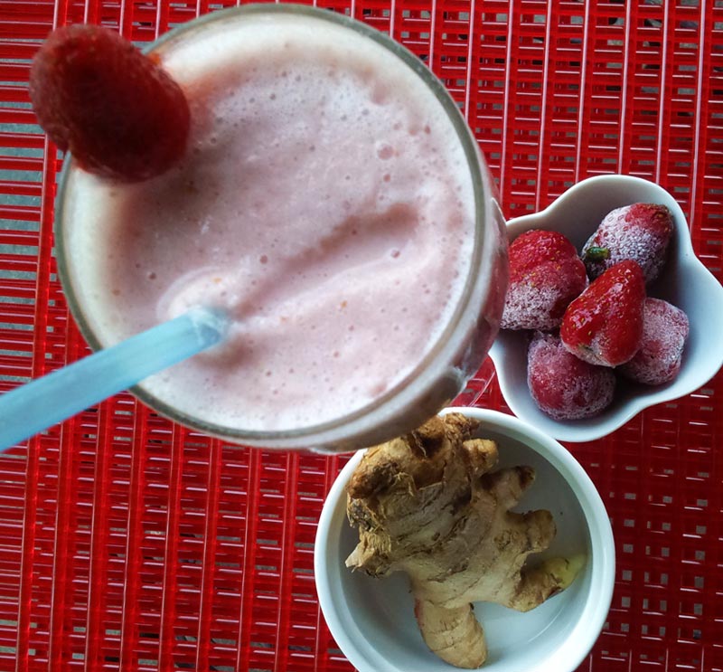 strawberry-ginger-smoothie
