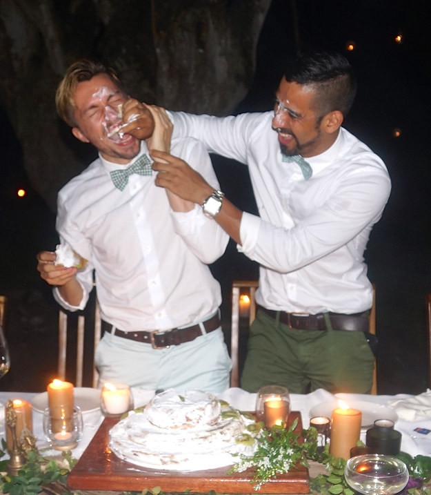 21 photos that will make you want to get gay married 11