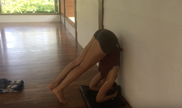 Headstand step 3