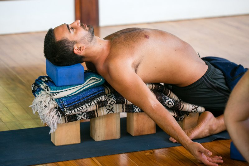 why more men shoudl practice yoga