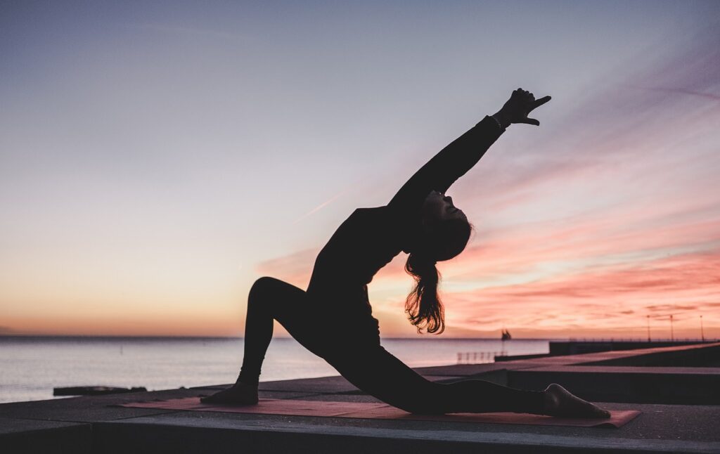 yoga, outdoors, sunrise, meditation, fitness, nature, workout, exercise, woman, twilight, dusk anjenayasana low lunge yoga poses for travel